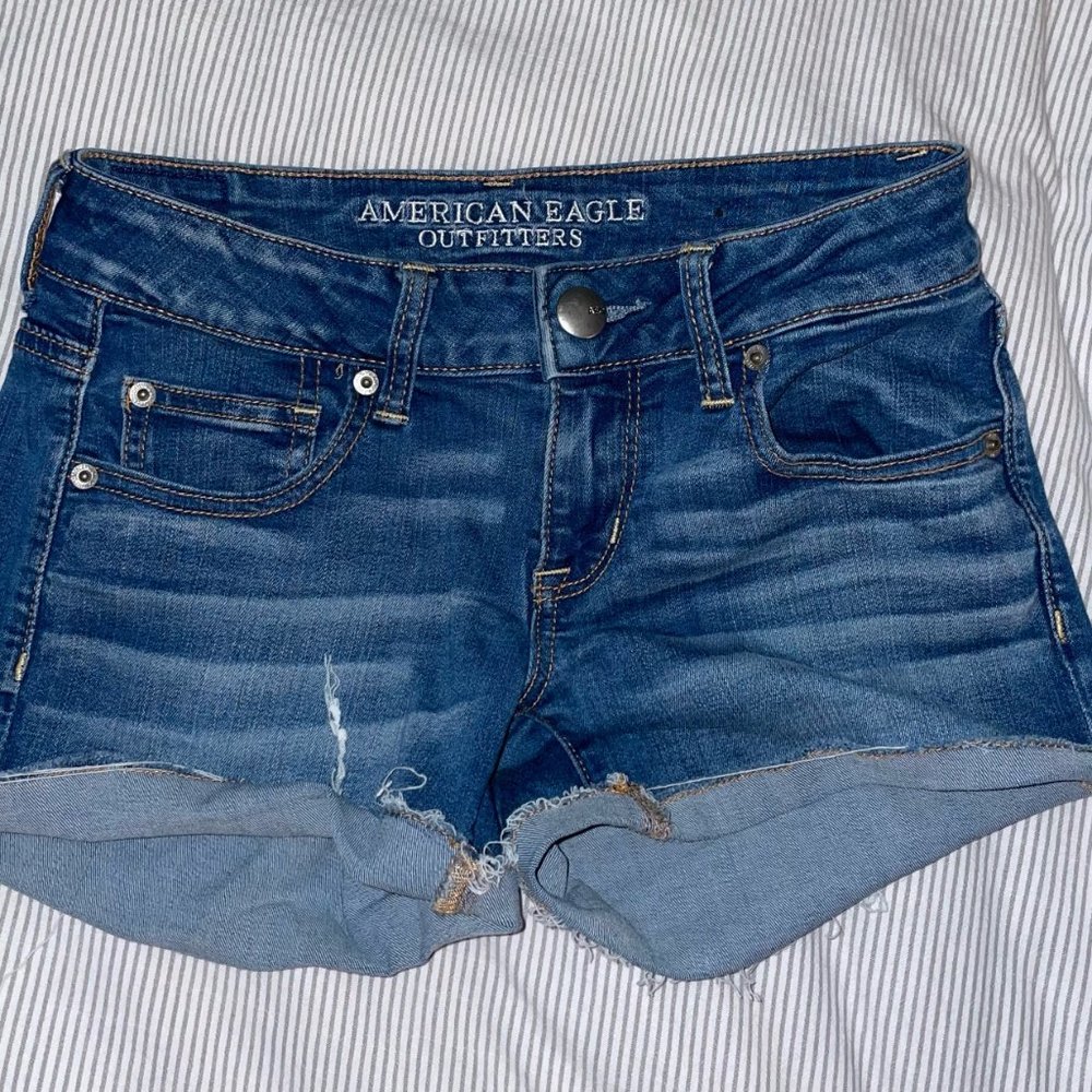 American Eagle Super Stretch Jean Shorts Size 4